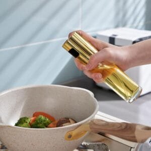 100 ml - Cooking Oil Sprayer Dispenser Pro | Full Outside Stainless Steel and Inside Glass Oil Spray Bottle | Food-Grade Portable Oil/Vinegar Sprayer Bottle Kitchen Gadgets for Cooking